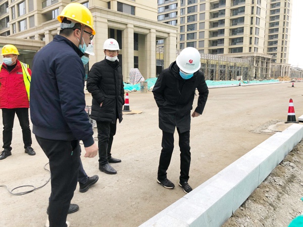 南昌市政建设集团对市政公用城周边市政道路项目进行质量安全进度大检查6004.jpg