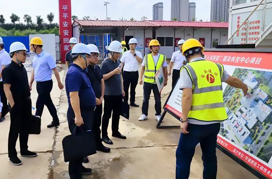 江西省城镇发展服务中心李汉华到新建区人民医院二部及疾控中心项目调研